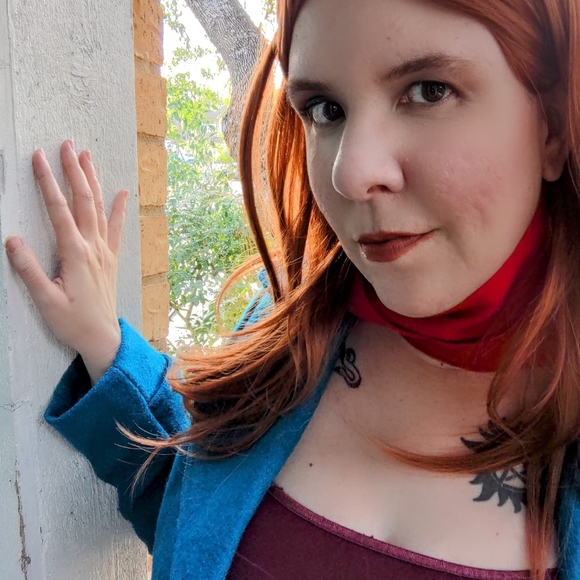 Meet your Posher, Holli - Picture 16 of 17